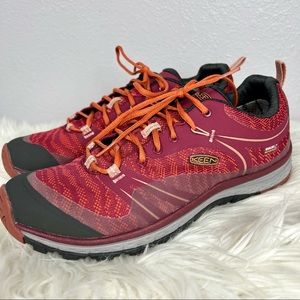EUC Keen Terradora Hiking Sneakers - Size 9